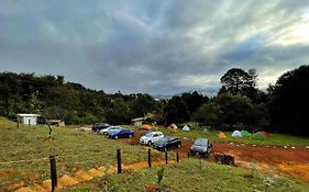 Campamento Monina